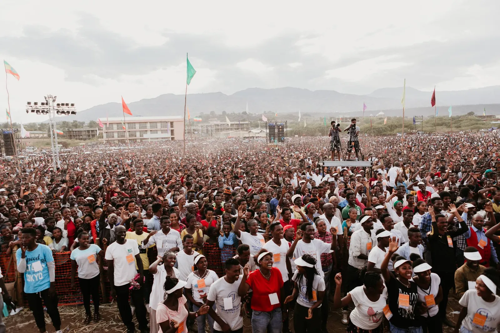 Crowds at gospel campaign